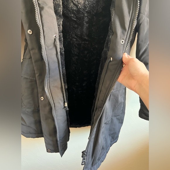 NWOT La Coalition VEGAN CLUB Fur Lined Coat - Picture 12 of 13